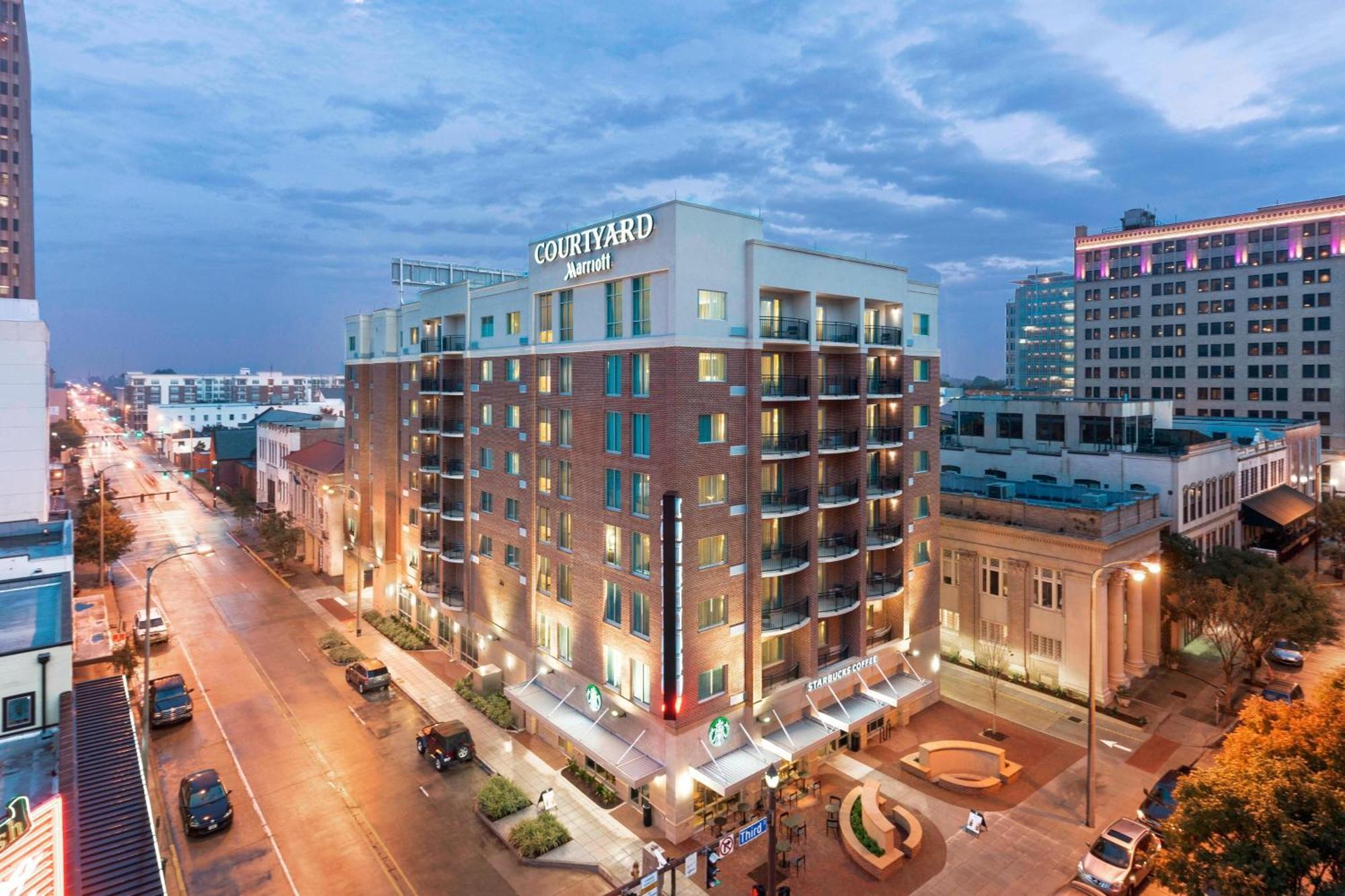 Courtyard By Marriott Baton Rouge Downtown Hotel Exterior photo